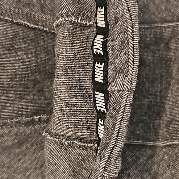 Nike jacket - Picture 8 of 9